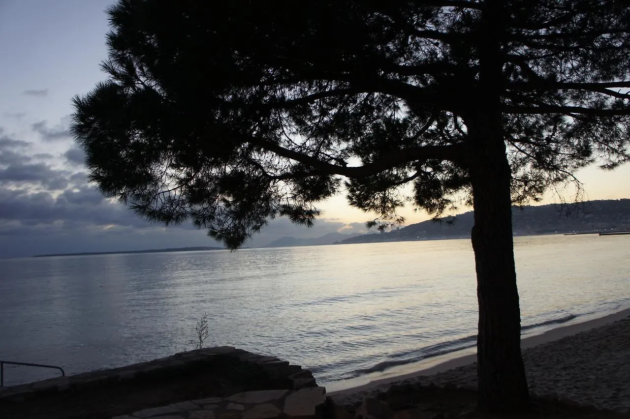 Villa Bruyere Antibes 0*,  France