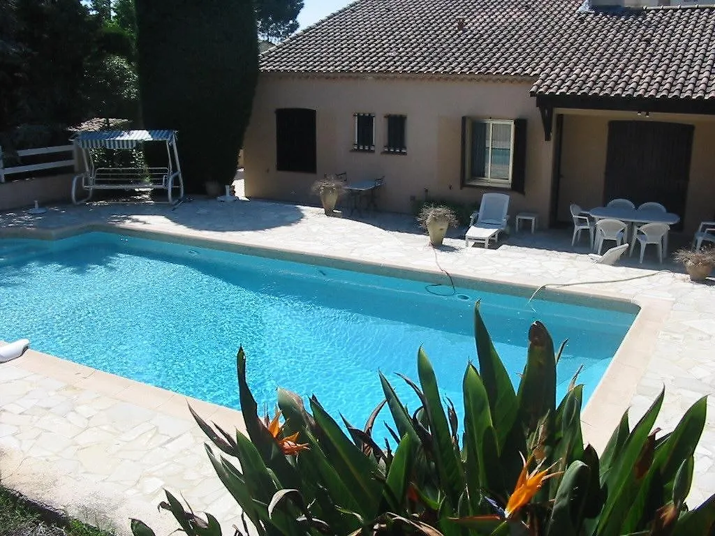 Villa Bruyere Antibes 0*,